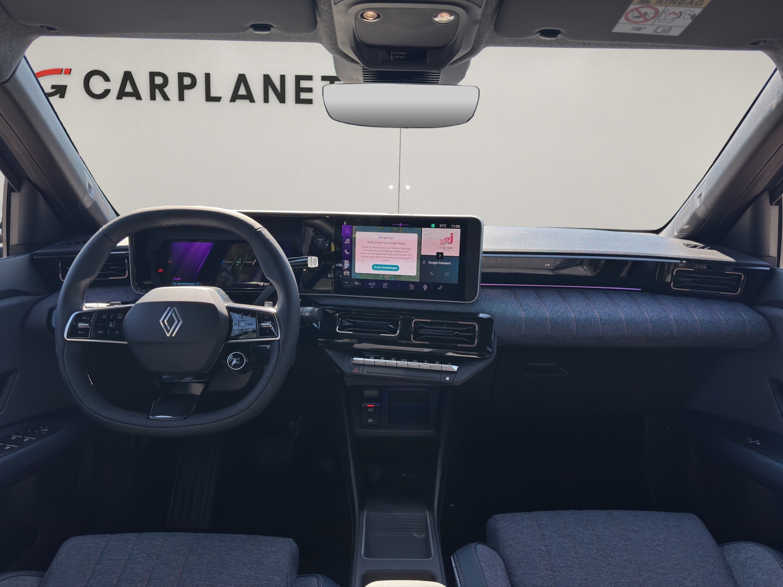 RENAULT R4 E-Tech Comfort Range techno-image-8