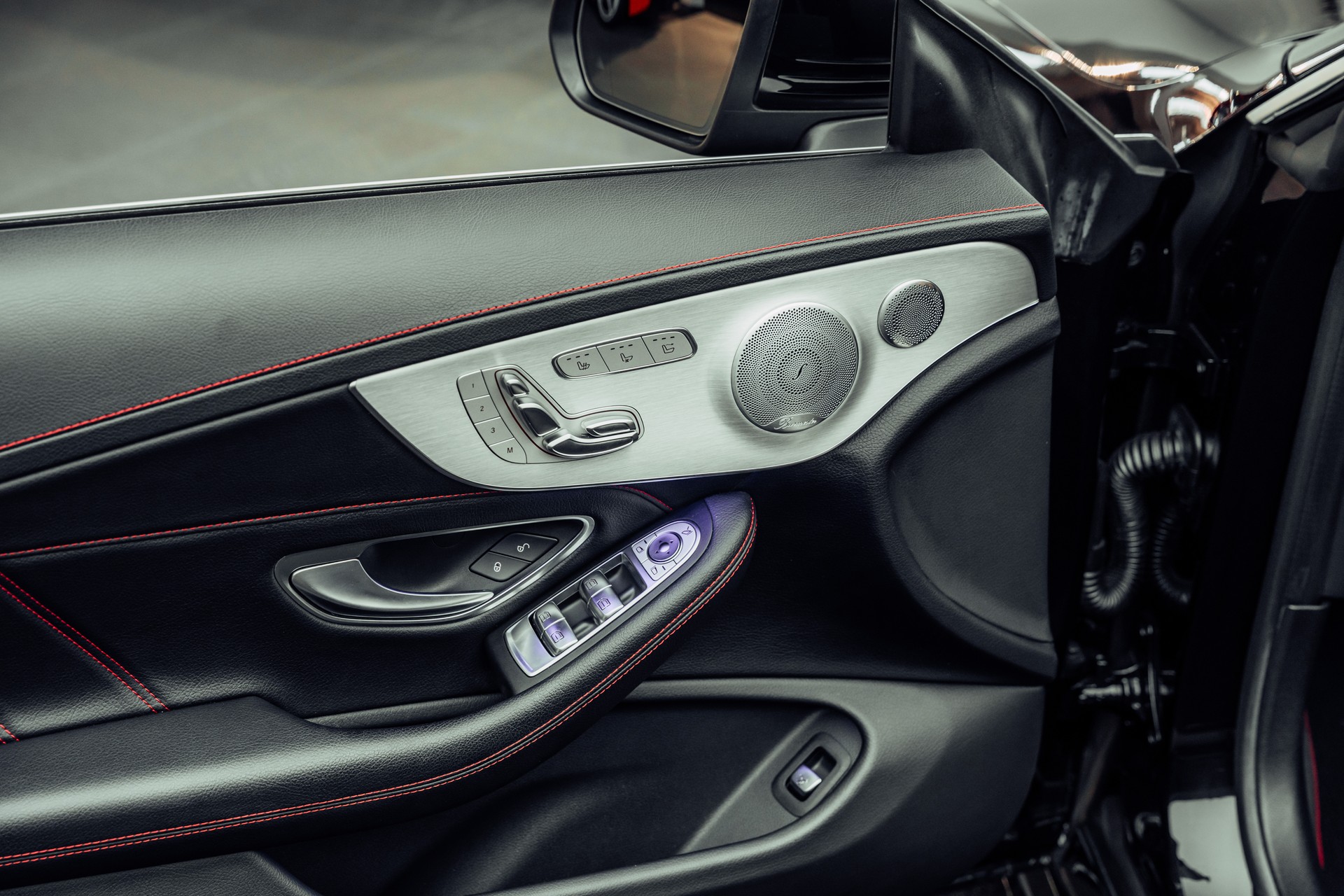 MERCEDES-BENZ C 43 Cabriolet AMG 4Matic 9G-Tronic-image-13