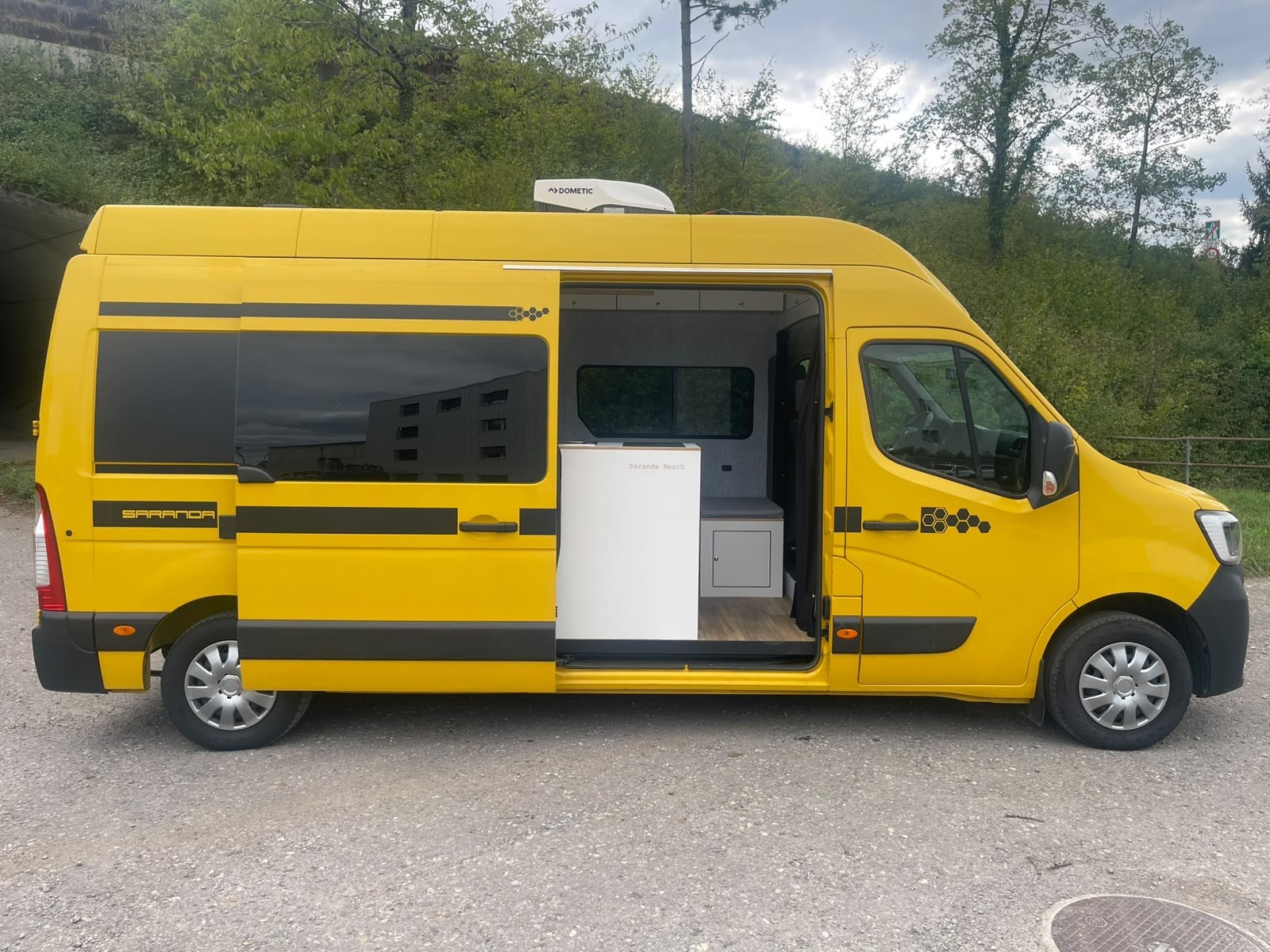 RENAULT Master Saranda Beach-image-0