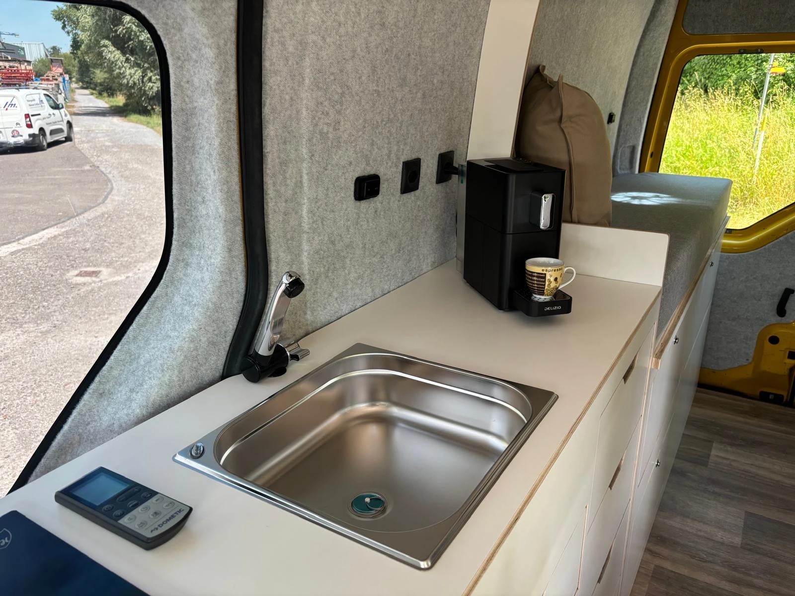 RENAULT Master Saranda Beach-image-13