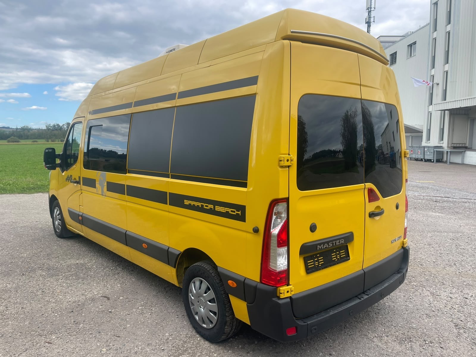 RENAULT Master Saranda Beach-image-2