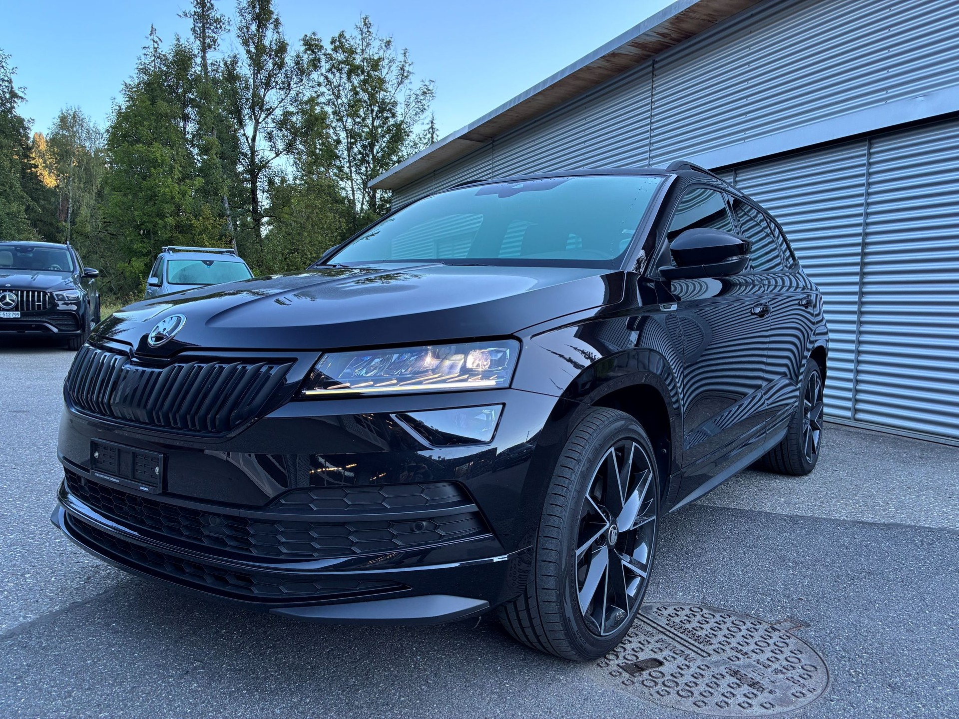 SKODA Karoq 2.0 TSI SportLine 4x4 DSG-image-0