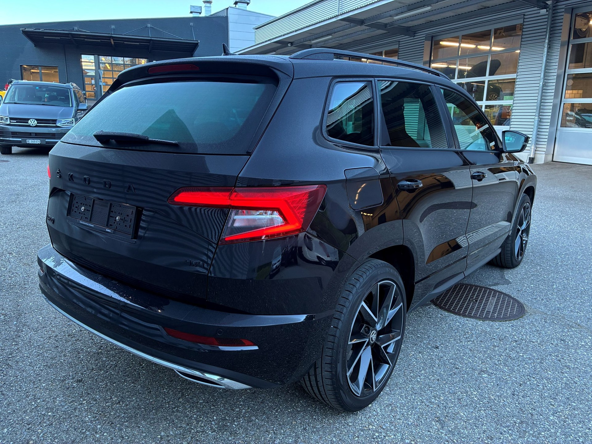 SKODA Karoq 2.0 TSI SportLine 4x4 DSG-image-7