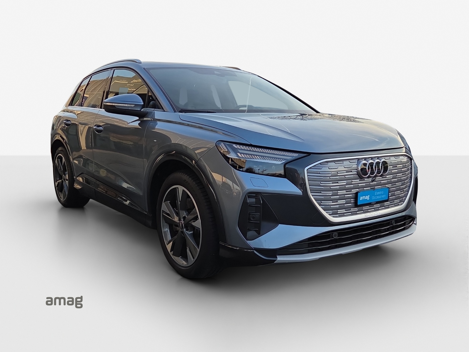AUDI Q4 e-tron 50 quattro-image-5