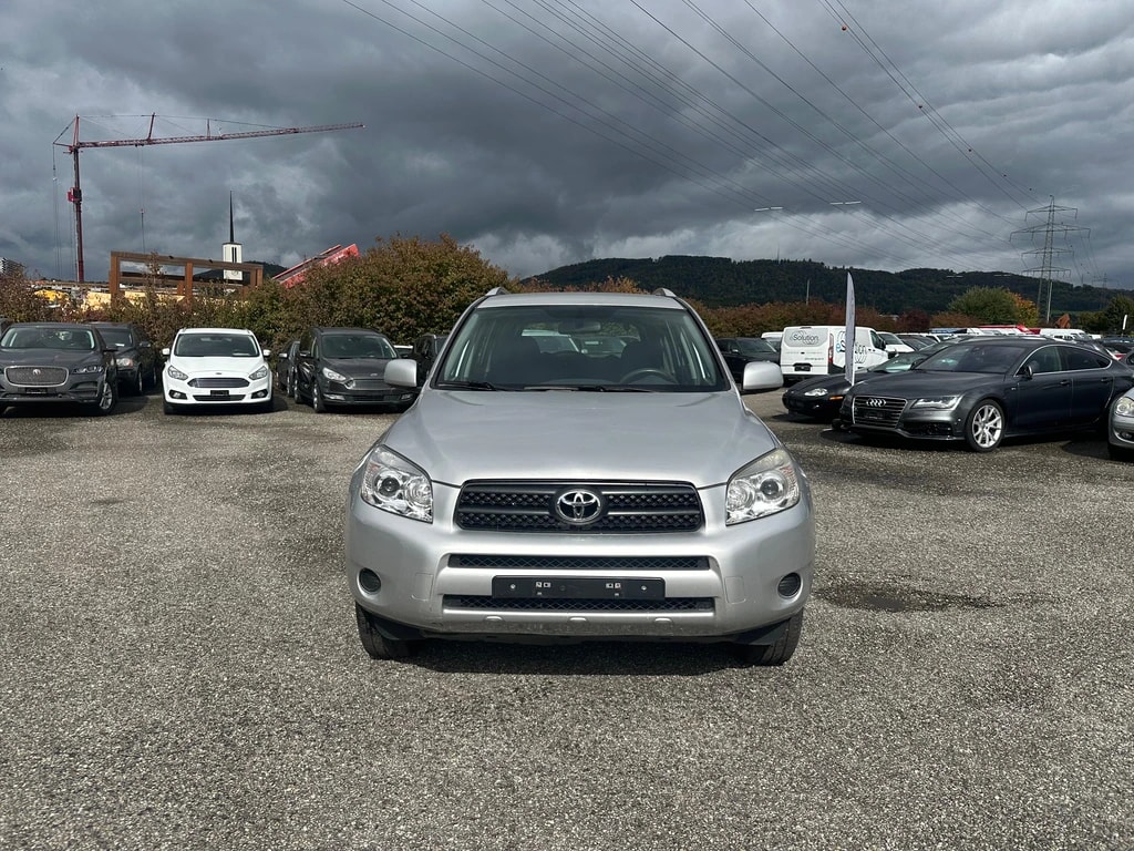 TOYOTA RAV-4 2.0 16V Linea Luna-image-1