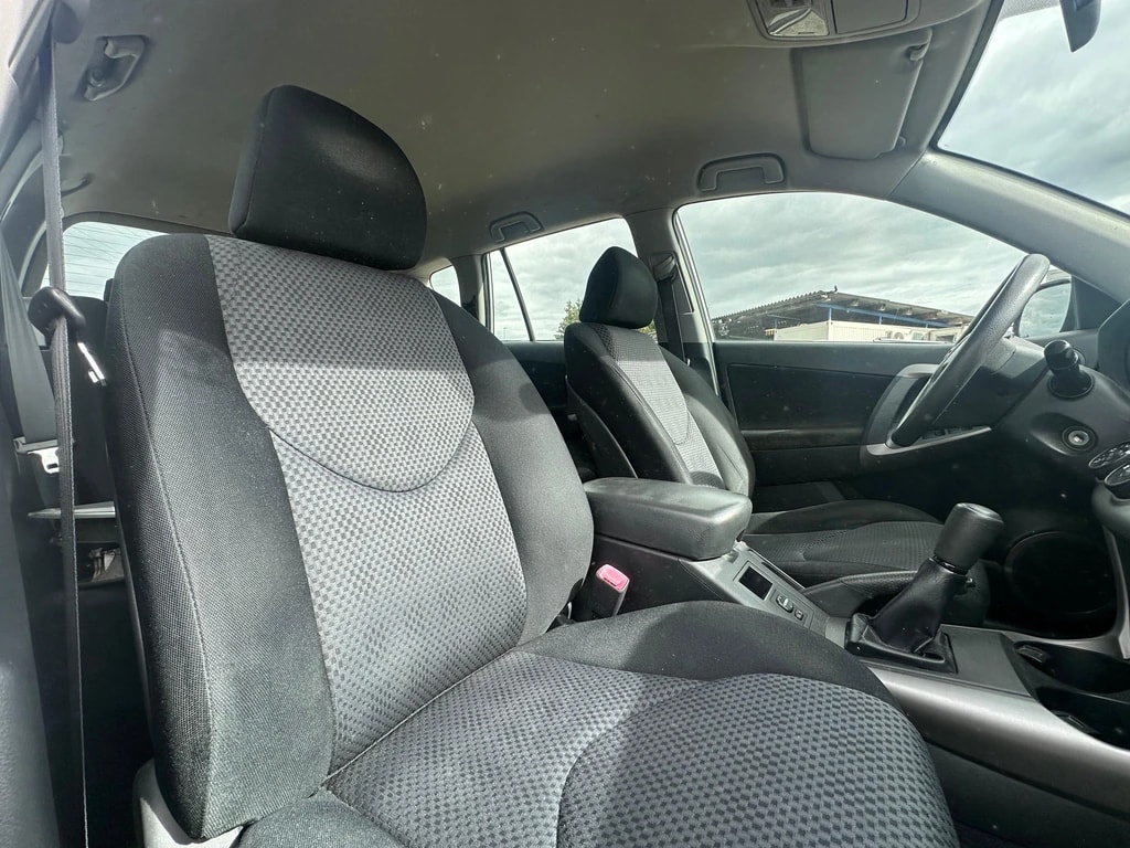 TOYOTA RAV-4 2.0 16V Linea Luna-image-6