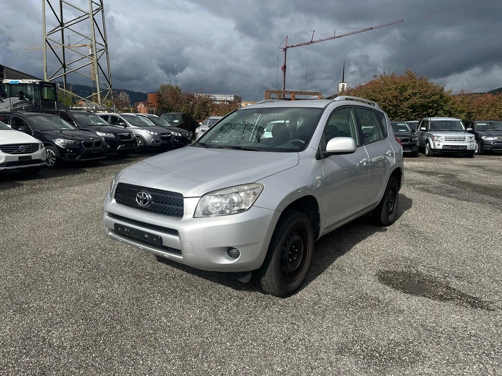 TOYOTA RAV-4 2.0 16V Linea Luna-image-2