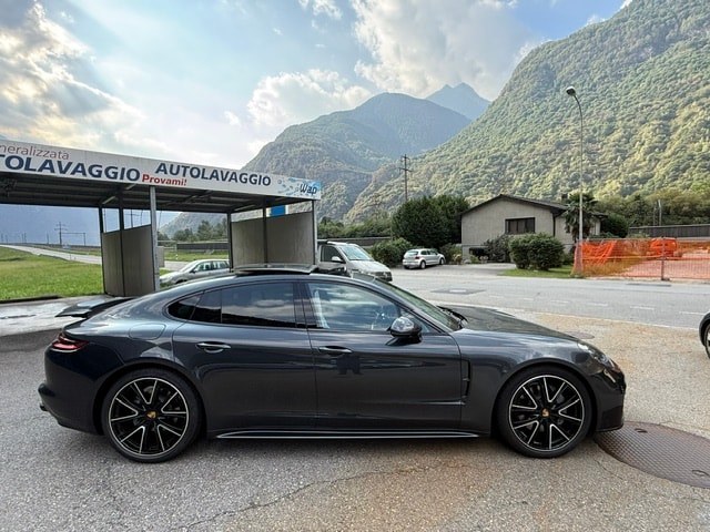 PORSCHE Panamera 4S PDK-image-3