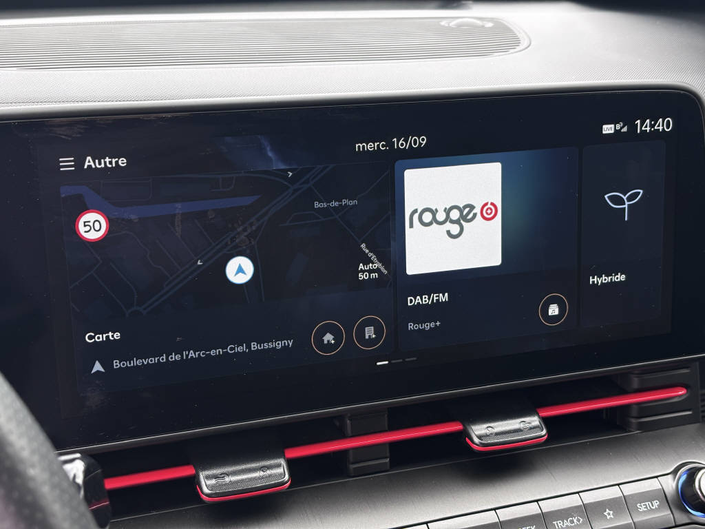 HYUNDAI Kona 1.6 GDi Hybrid N-Line-image-16