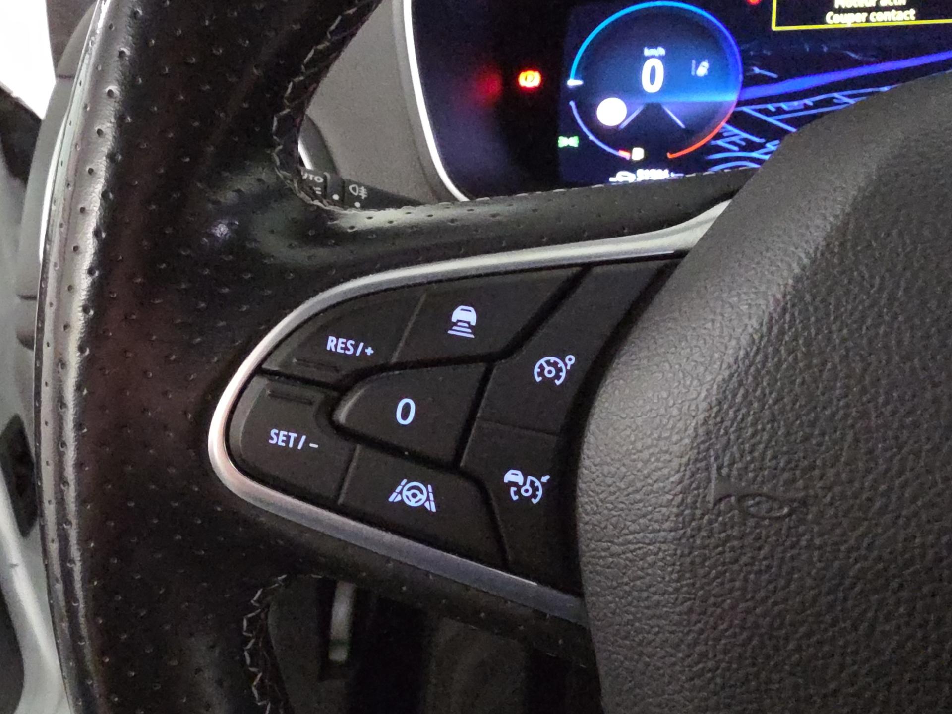 RENAULT Mégane Berline 1.6 E-Tech R.S. Line-image-22