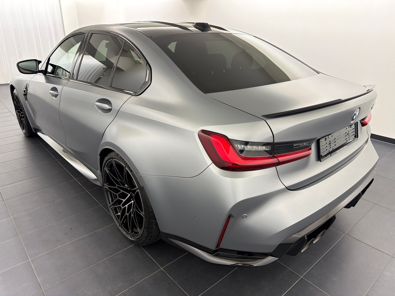 BMW M3 Competition M xDrive-image-1