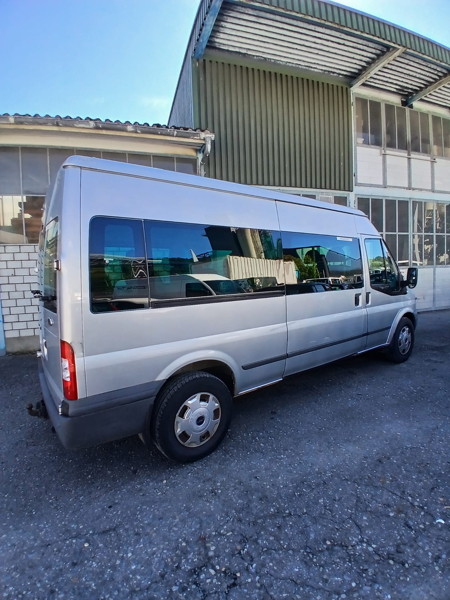FORD Transit 2.4 TDCi-image-5