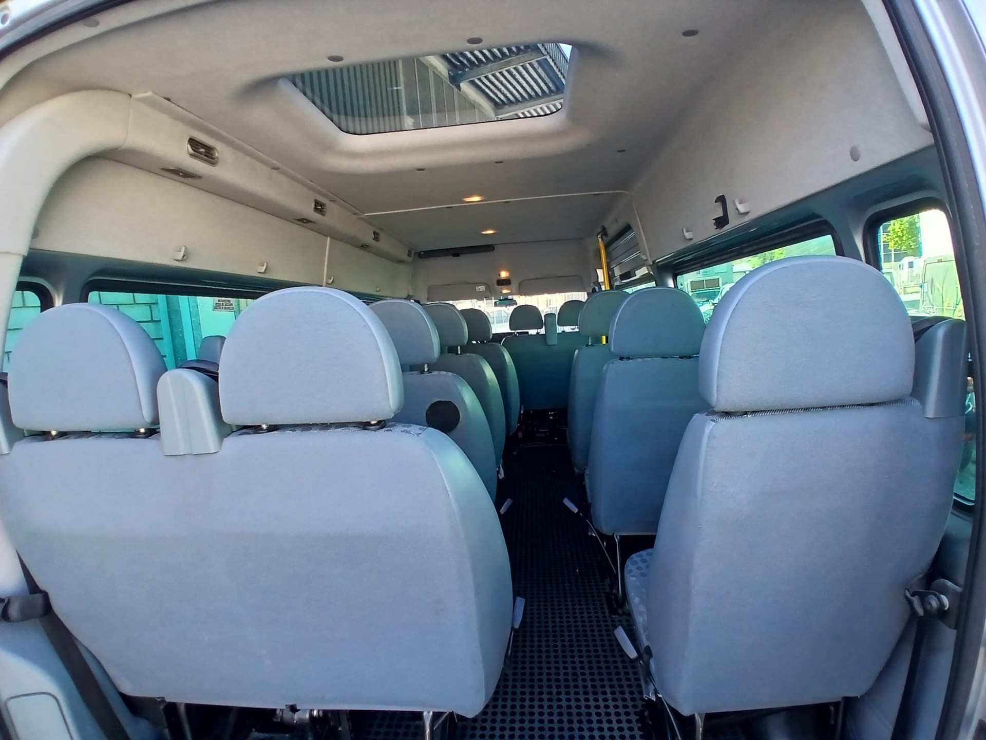 FORD Transit 2.4 TDCi-image-8