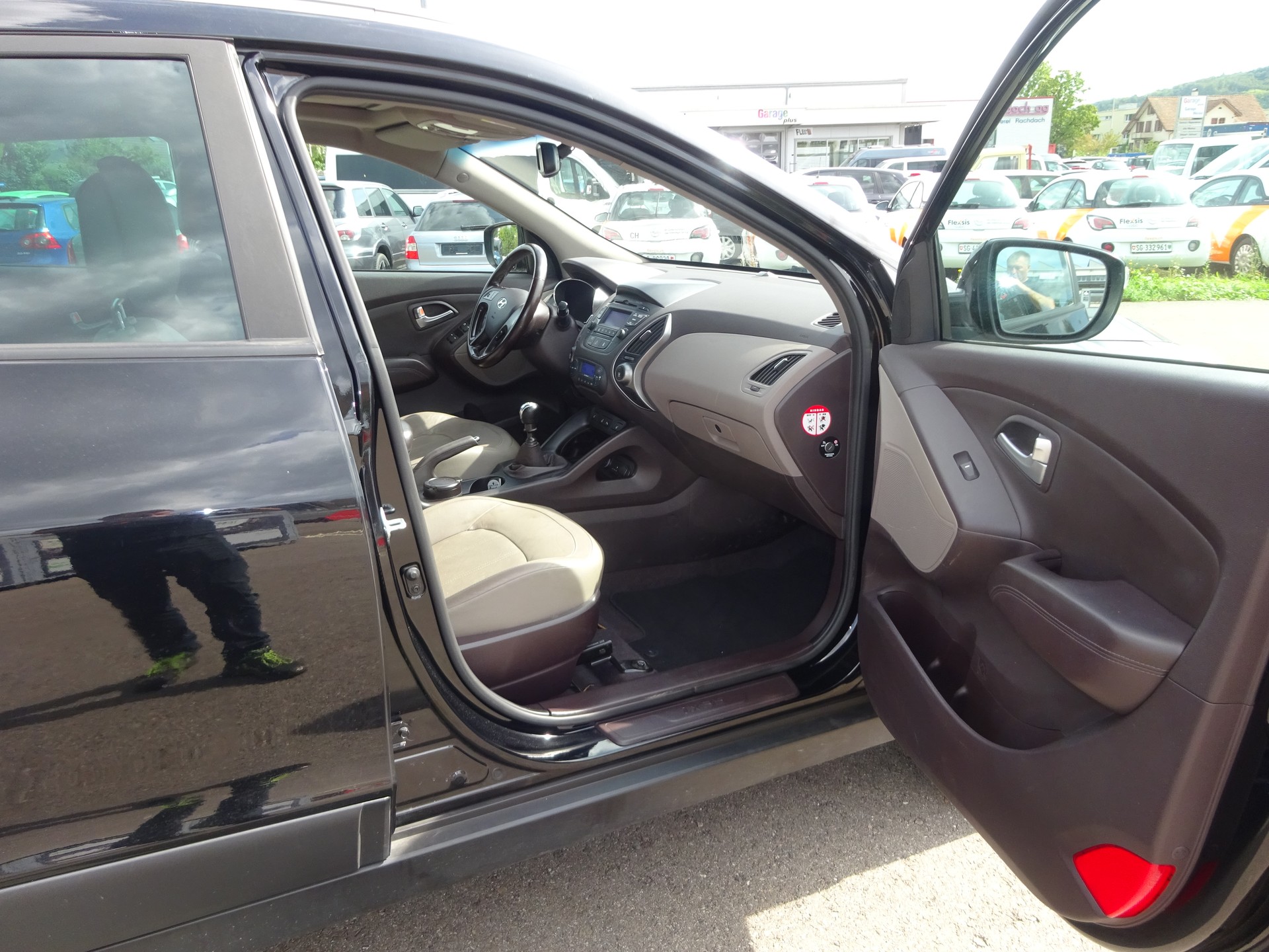 HYUNDAI iX 35 1.6 GDI Comfort 2WD-image-4