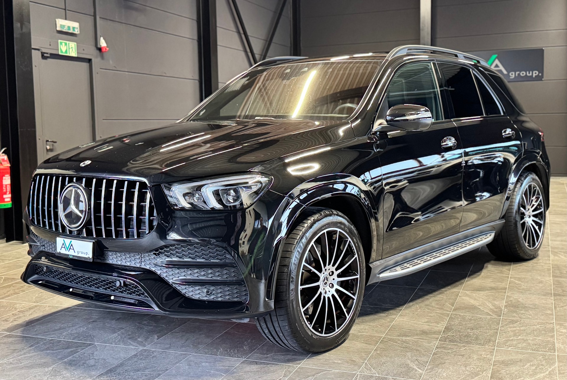 MERCEDES-BENZ GLE 400 d 4Matic AMG Line 9G-Tronic-image-3