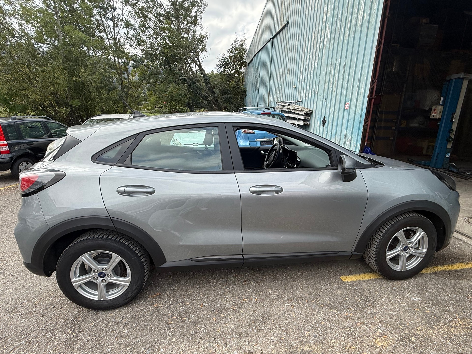 FORD Puma 1.0 SCTi Cool & Connect-image-4