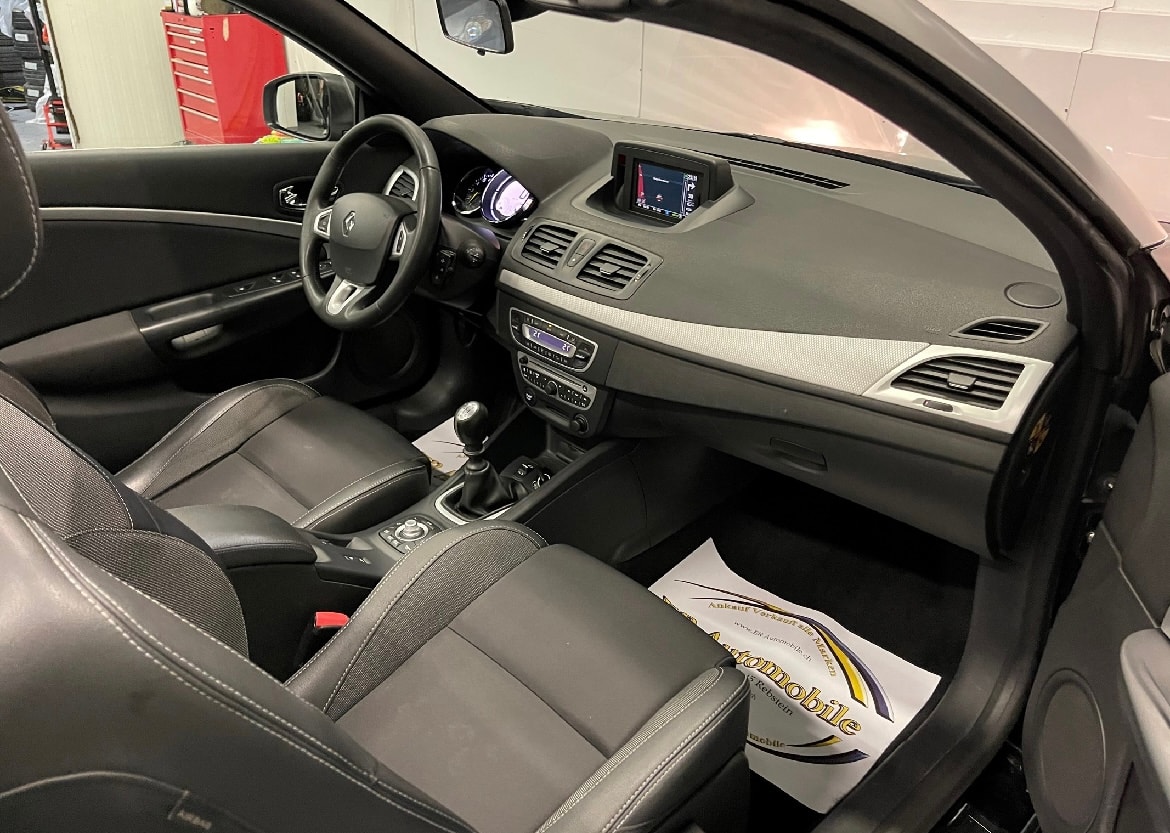 RENAULT Mégane CC 1.4 16V Turbo Dynamique-image-8