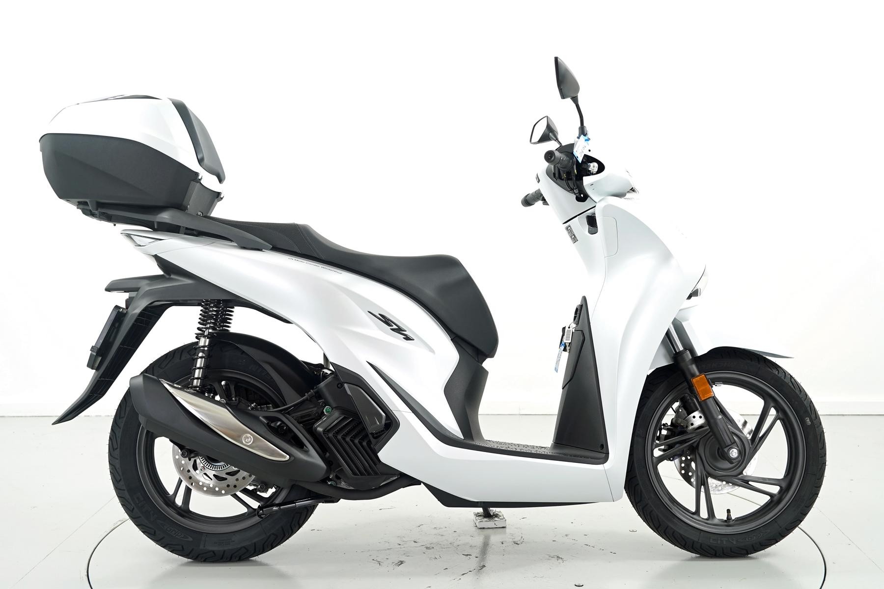 HONDA SH 125 ABS-showroom-element-3