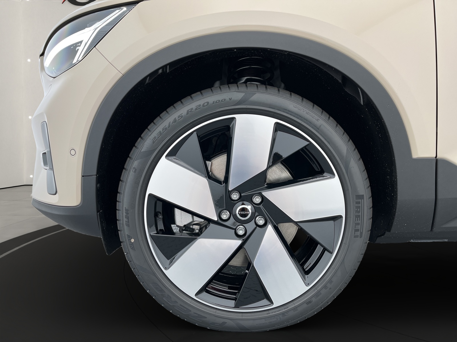VOLVO EX40 Twin Performance Ultra AWD-image-6
