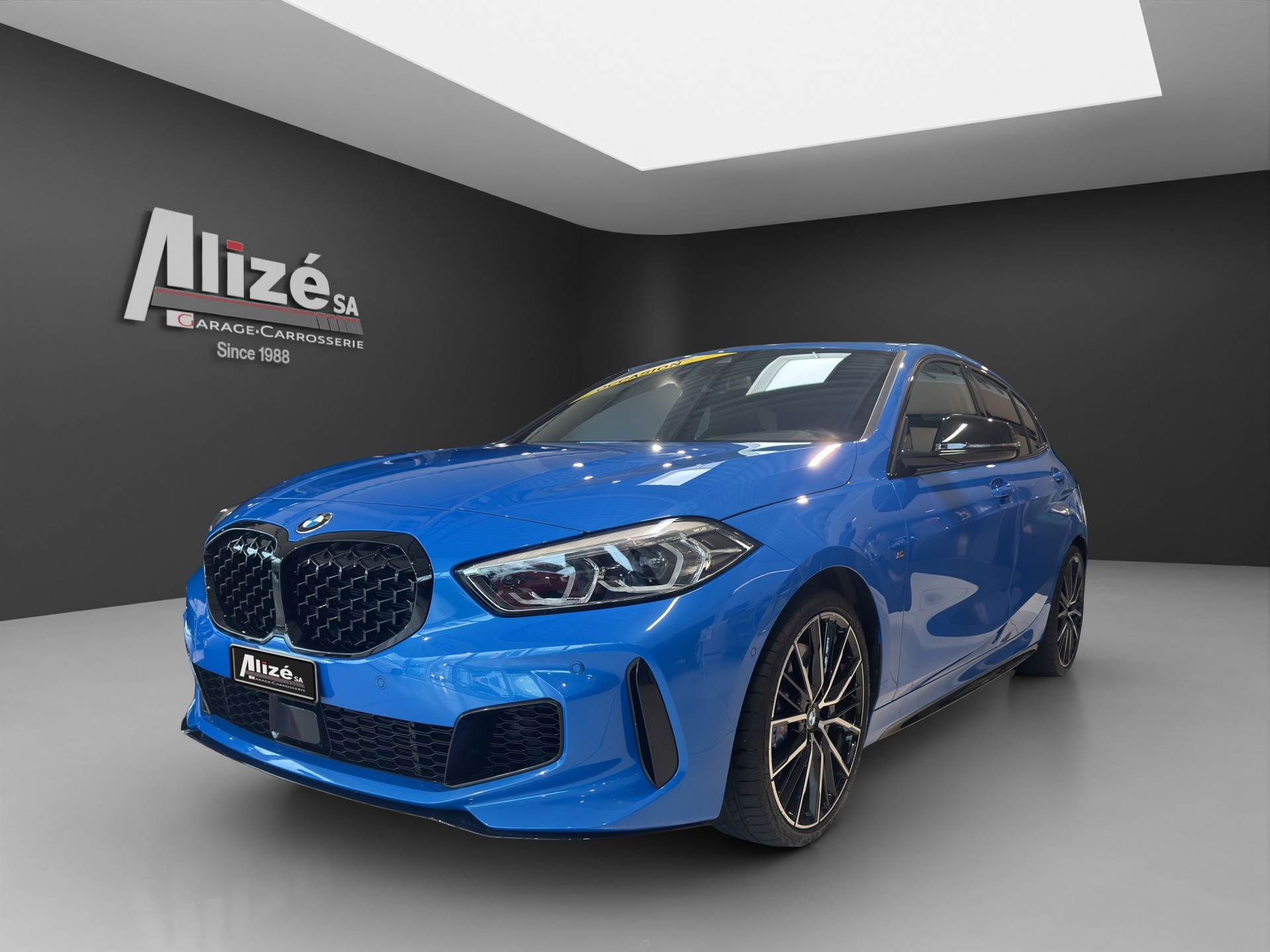 BMW M135i xDrive M Sport Pro Steptronic-image-2