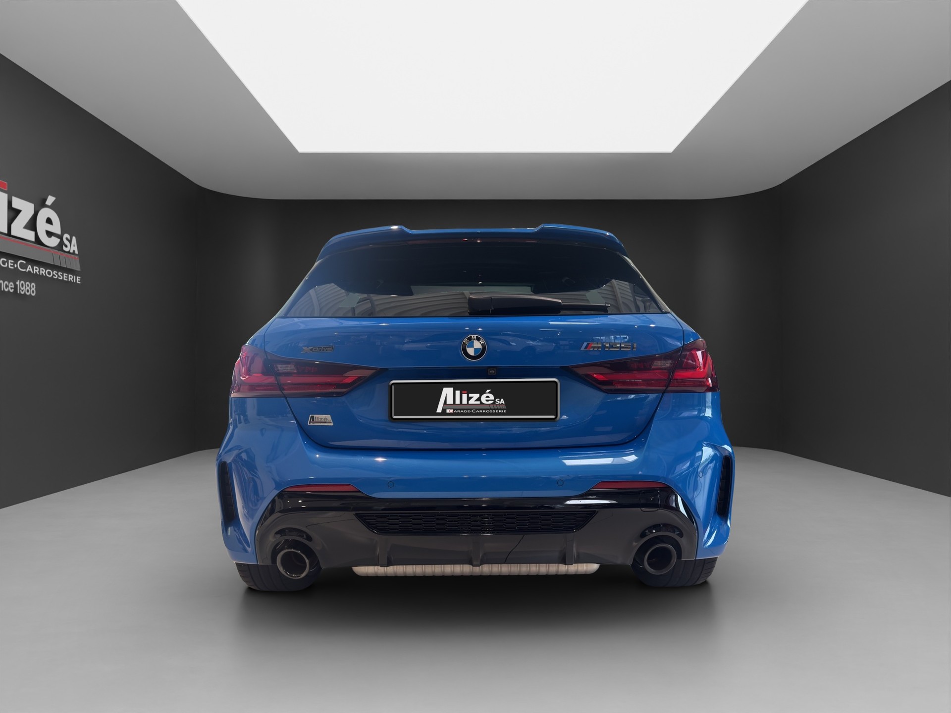 BMW M135i xDrive M Sport Pro Steptronic-image-5