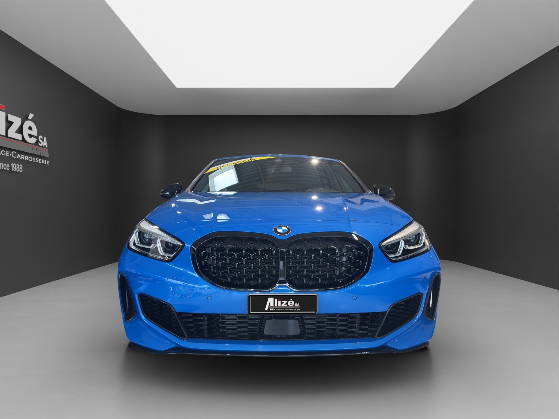 BMW M135i xDrive M Sport Pro Steptronic-image-1