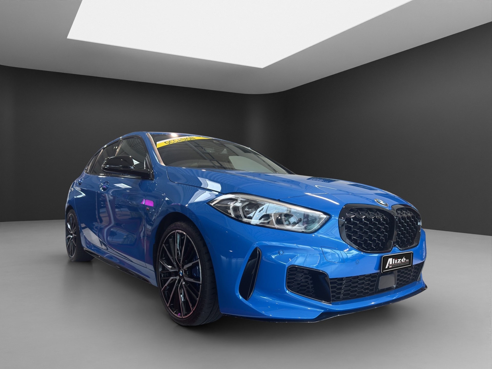 BMW M135i xDrive M Sport Pro Steptronic-image-7