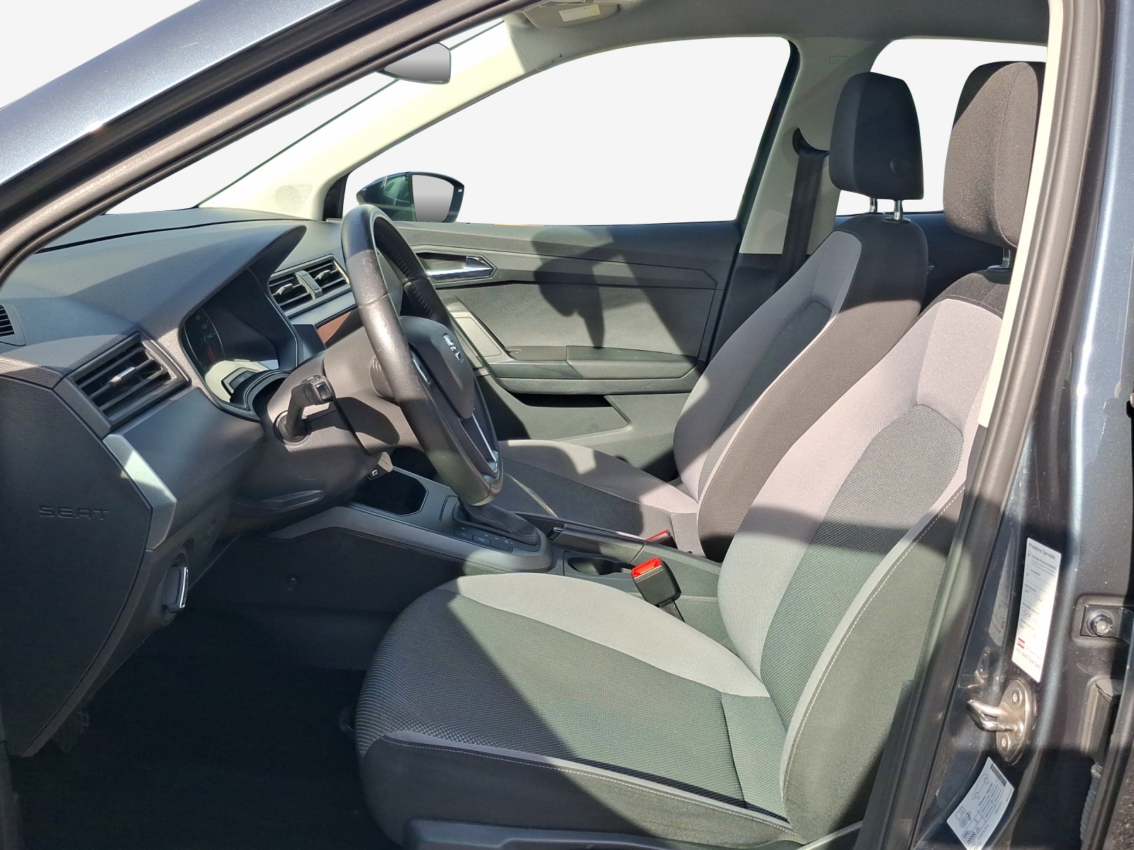 SEAT Arona 1.0 TSI Eco Style DSG-image-7
