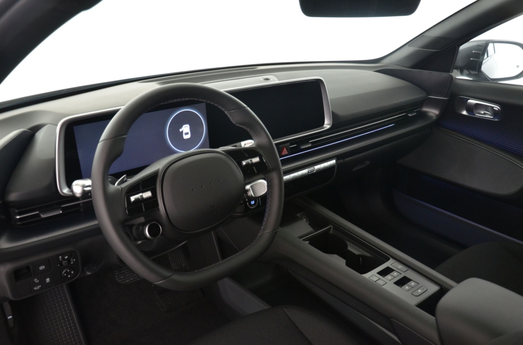 HYUNDAI Ioniq 6 77kWh Plus Line 4WD-image-10