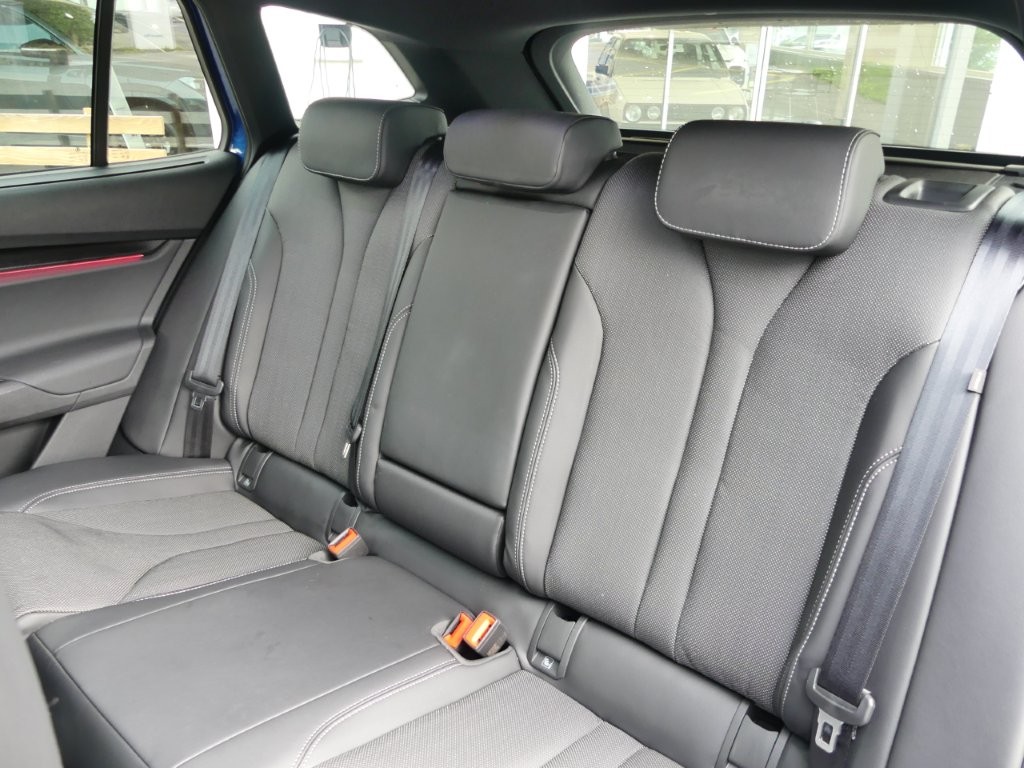 SKODA Enyaq 4x4 RS-image-11