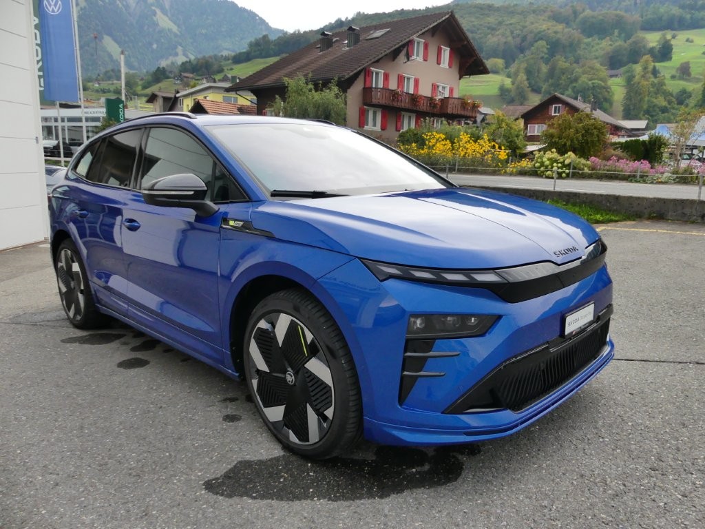 SKODA Enyaq 4x4 RS-image-4