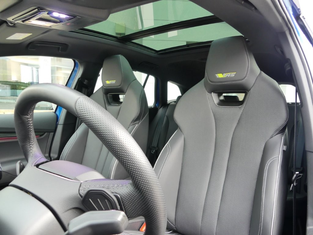 SKODA Enyaq 4x4 RS-image-9