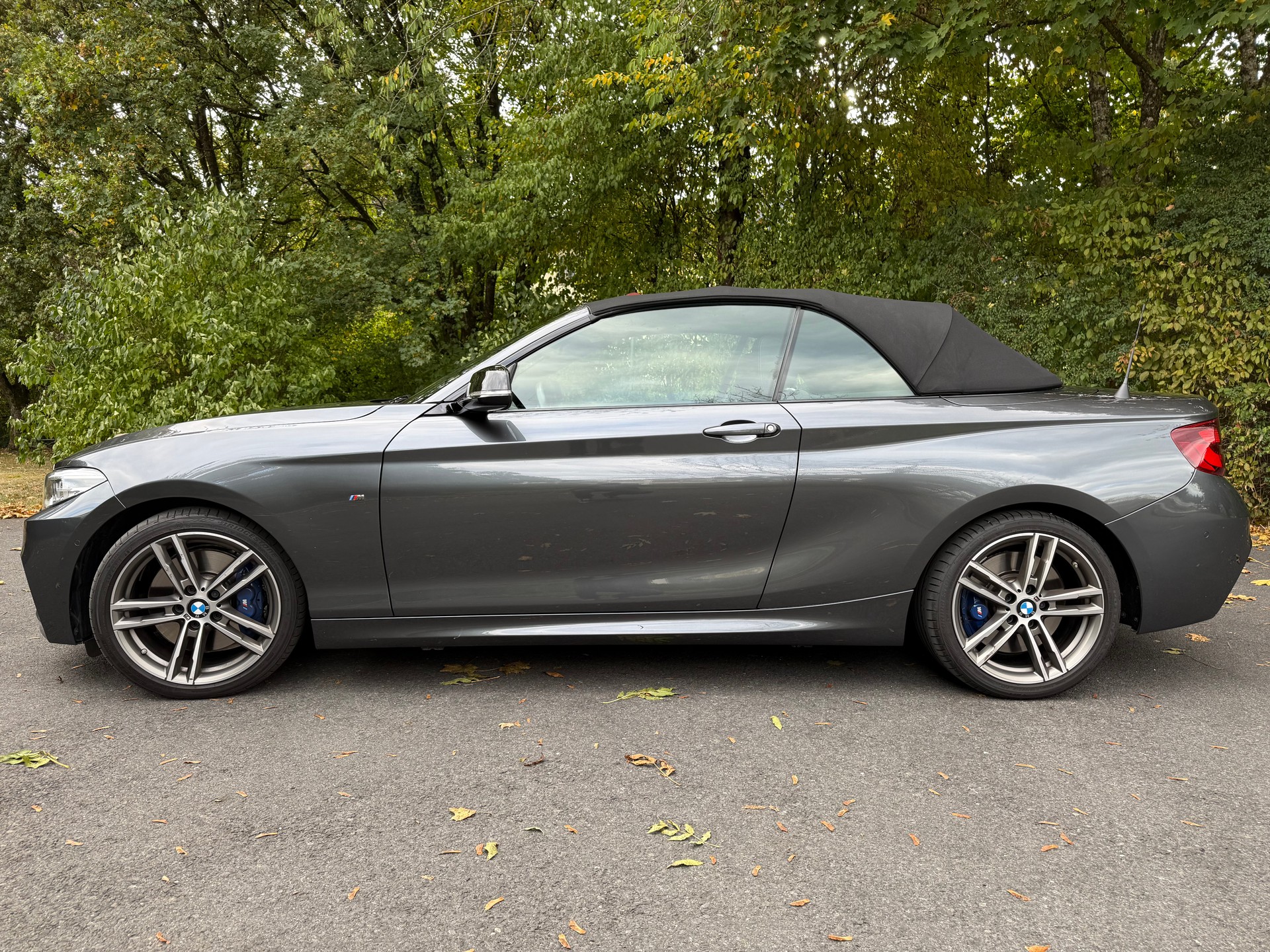BMW M240i xDrive SAG-image-3