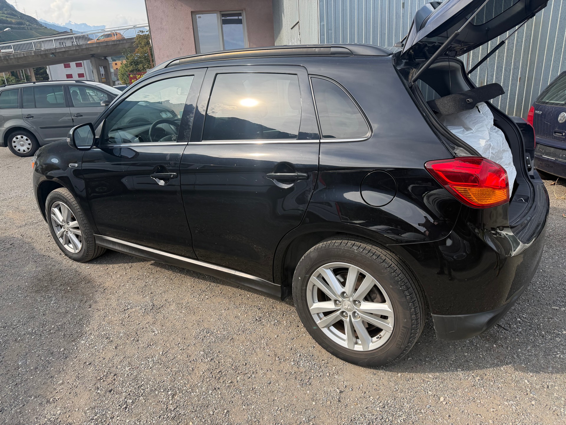 MITSUBISHI ASX 1.8 DID Navigator 4WD-image-4