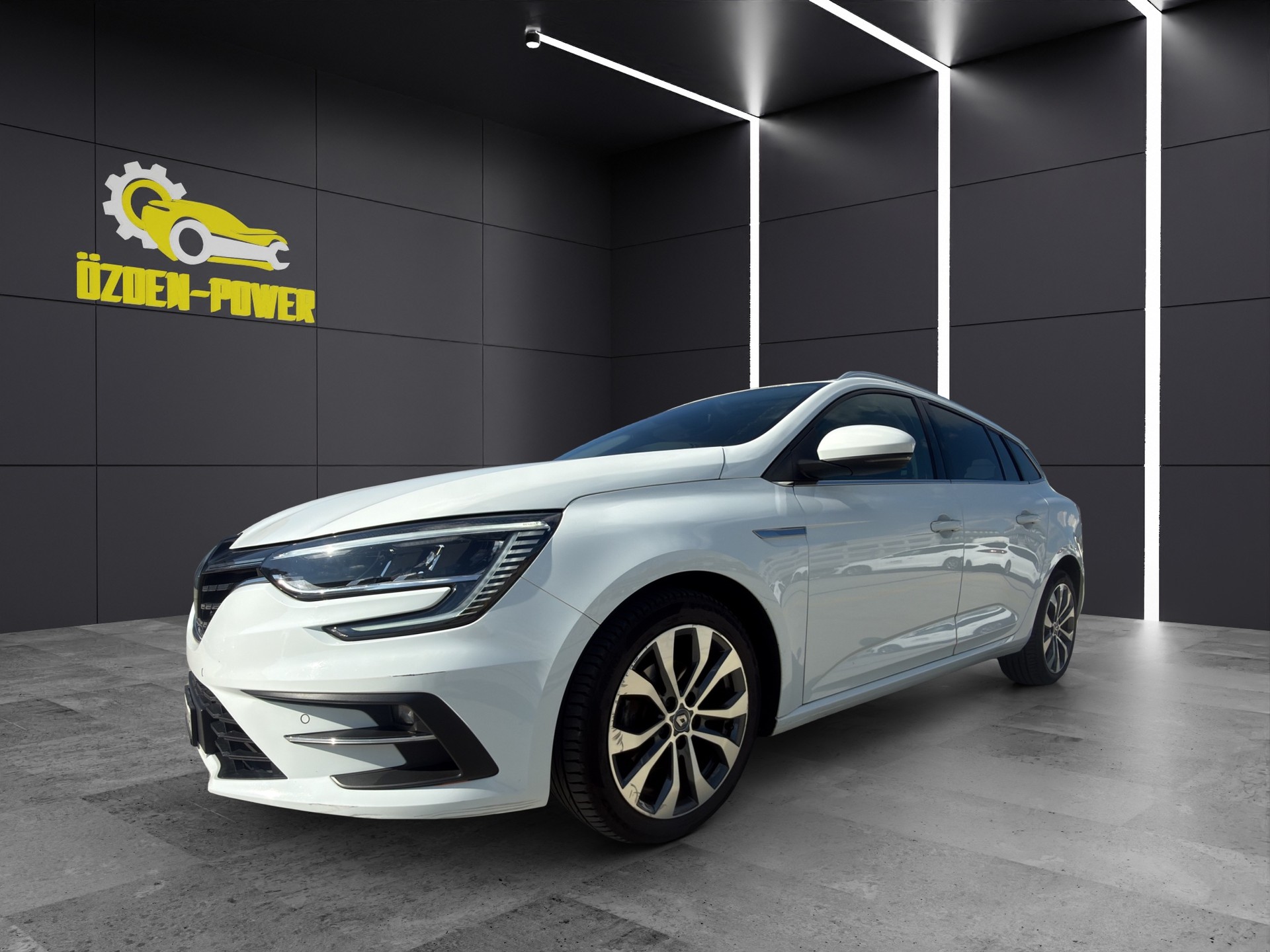 RENAULT Mégane Grandtour 1.3 16V Turbo Techno EDC *Garantie 12 Monate / 20‘000km*-image-0