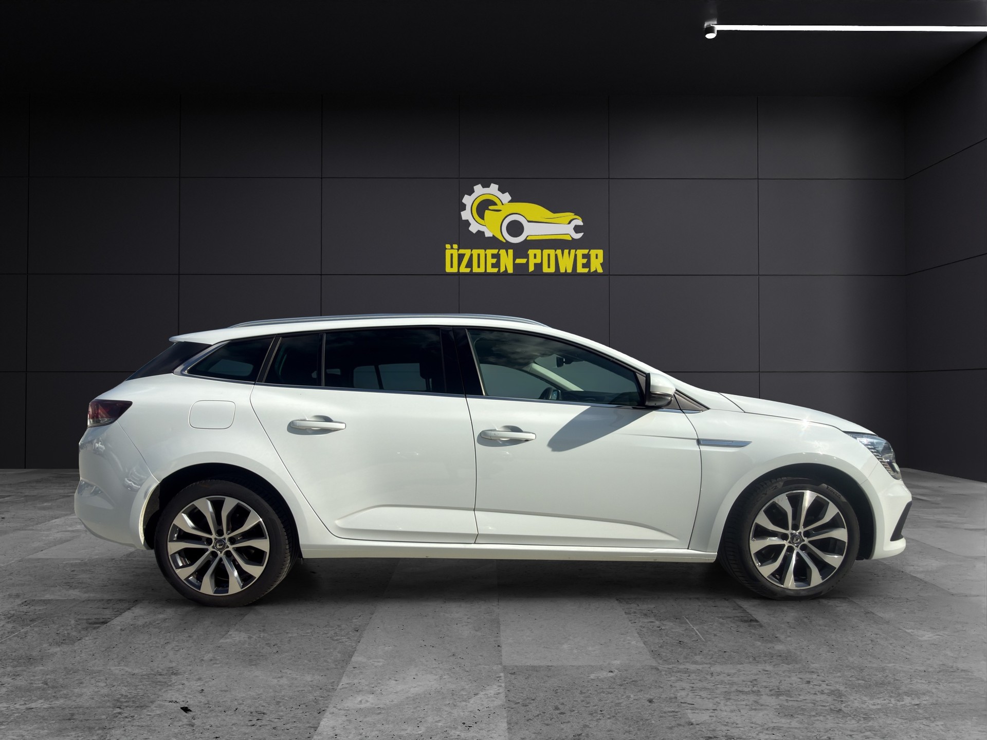 RENAULT Mégane Grandtour 1.3 16V Turbo Techno EDC *Garantie 12 Monate / 20‘000km*-image-4