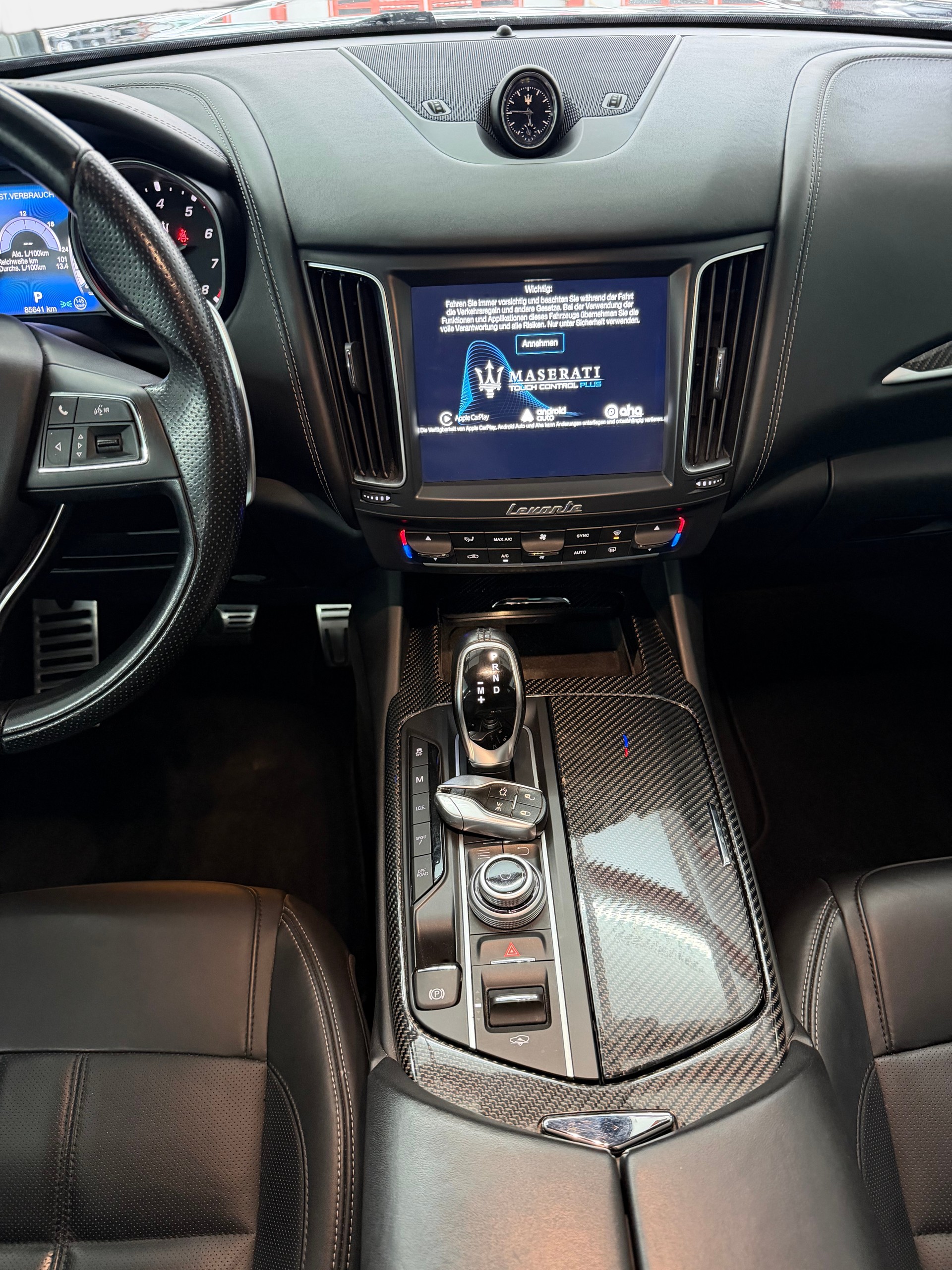 MASERATI Levante S 3.0 V6 Automatica-image-9