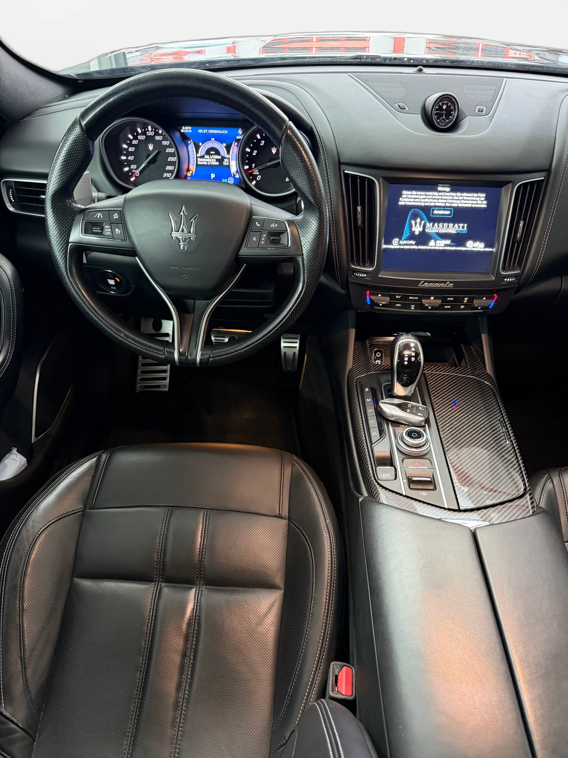 MASERATI Levante S 3.0 V6 Automatica-image-8