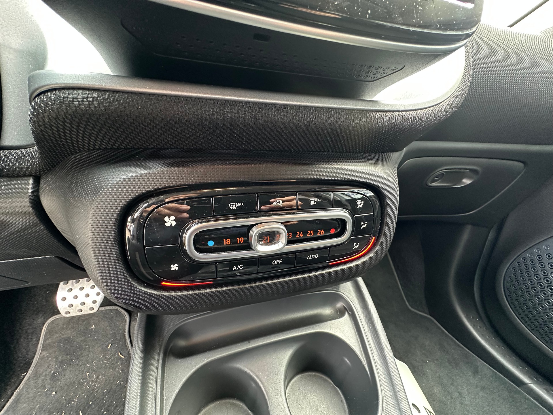 SMART forfour passion twinmatic-image-19