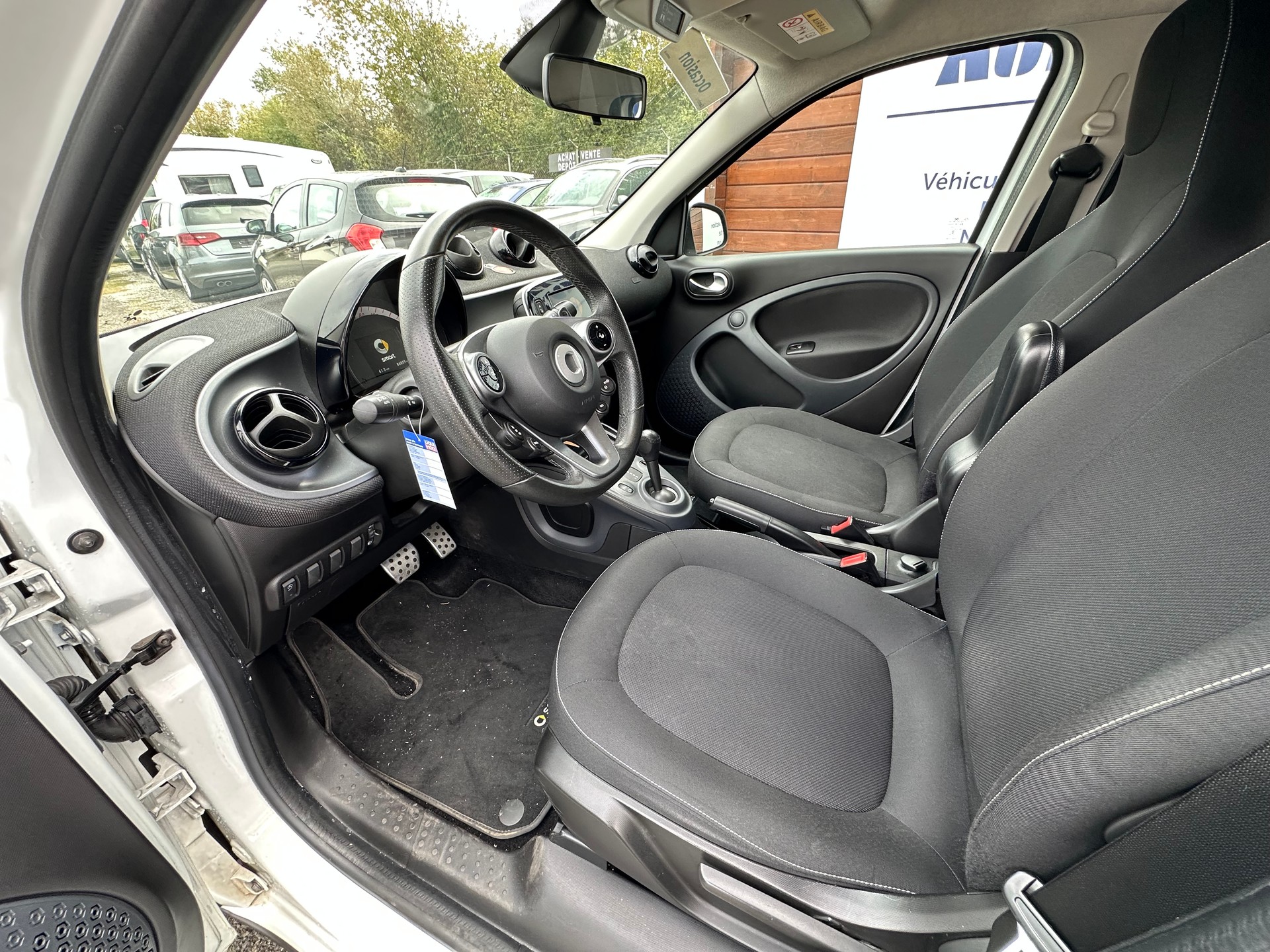 SMART forfour passion twinmatic-image-14