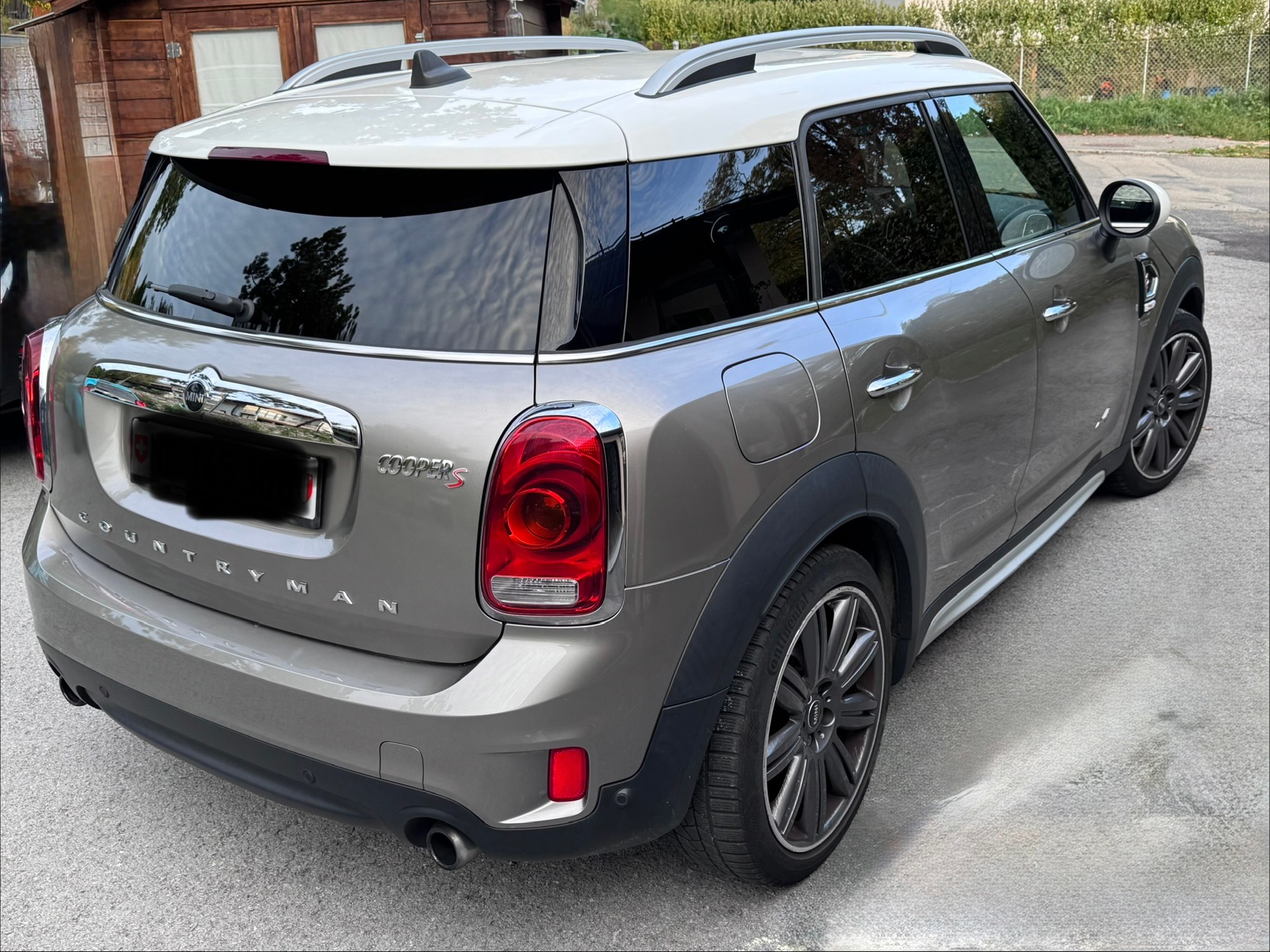 MINI 2.0i Cooper S ALL4-image-1