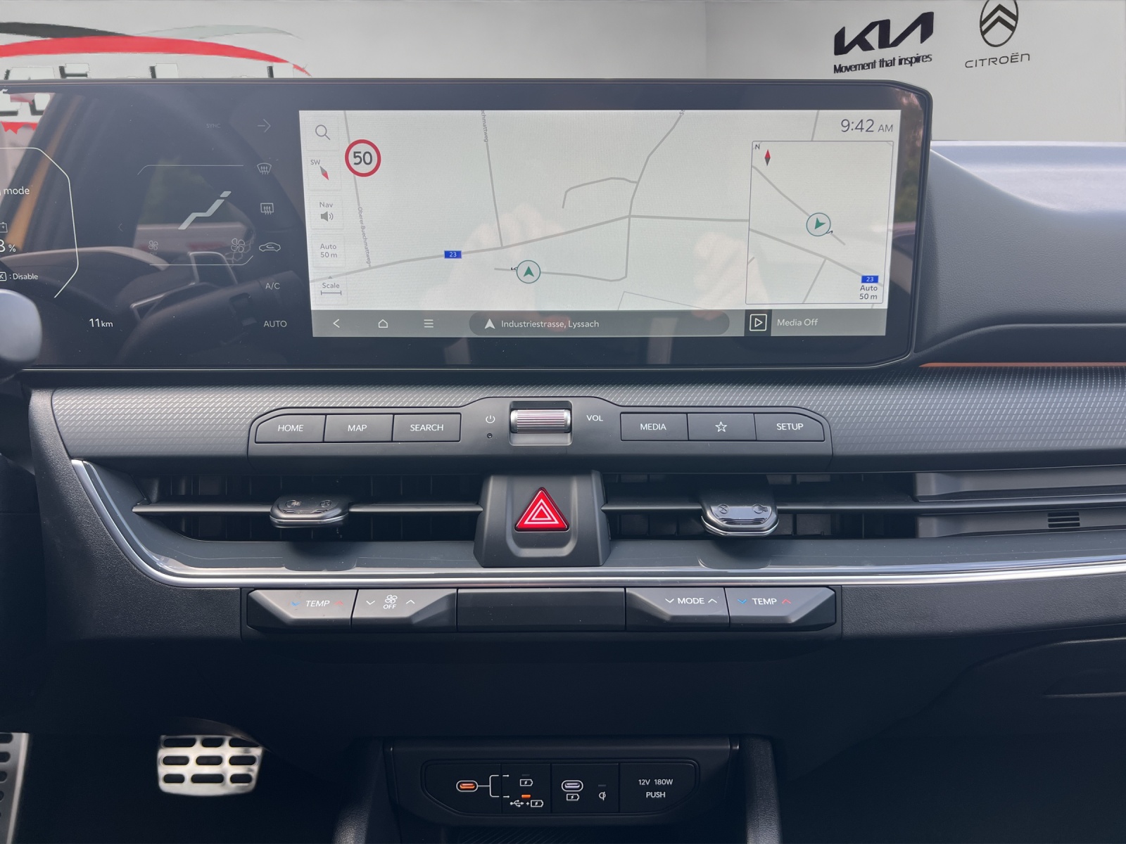 KIA K4 SW 1.6 T-GDi GT-Line 180PS DCT / Lederausstattung / elektr. Glasschiebedach / CH-Herstellergarantie / Leasing-Aktion ab 0.99%-image-14