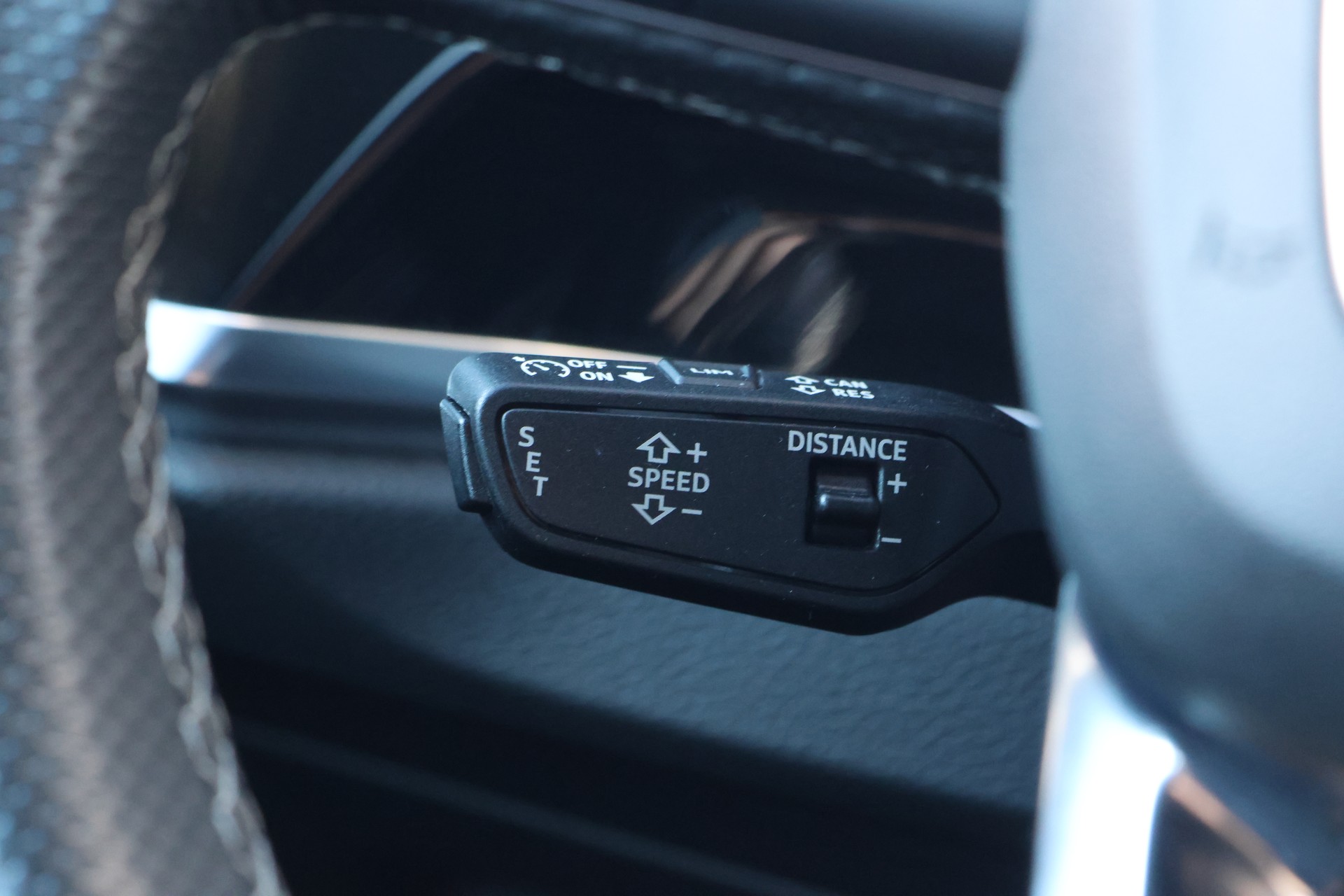 AUDI Q3 Sportback 35 TFSI S line Attraction S-tronic (CH)-image-17