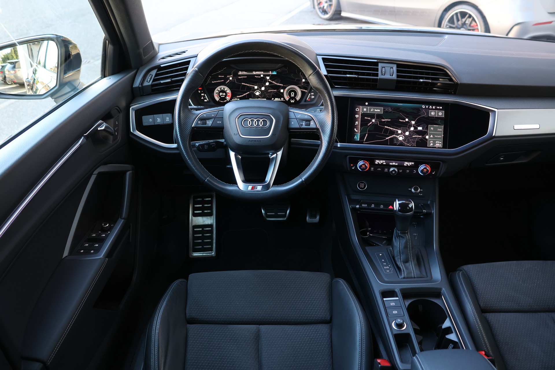 AUDI Q3 Sportback 35 TFSI S line Attraction S-tronic (CH)-image-14
