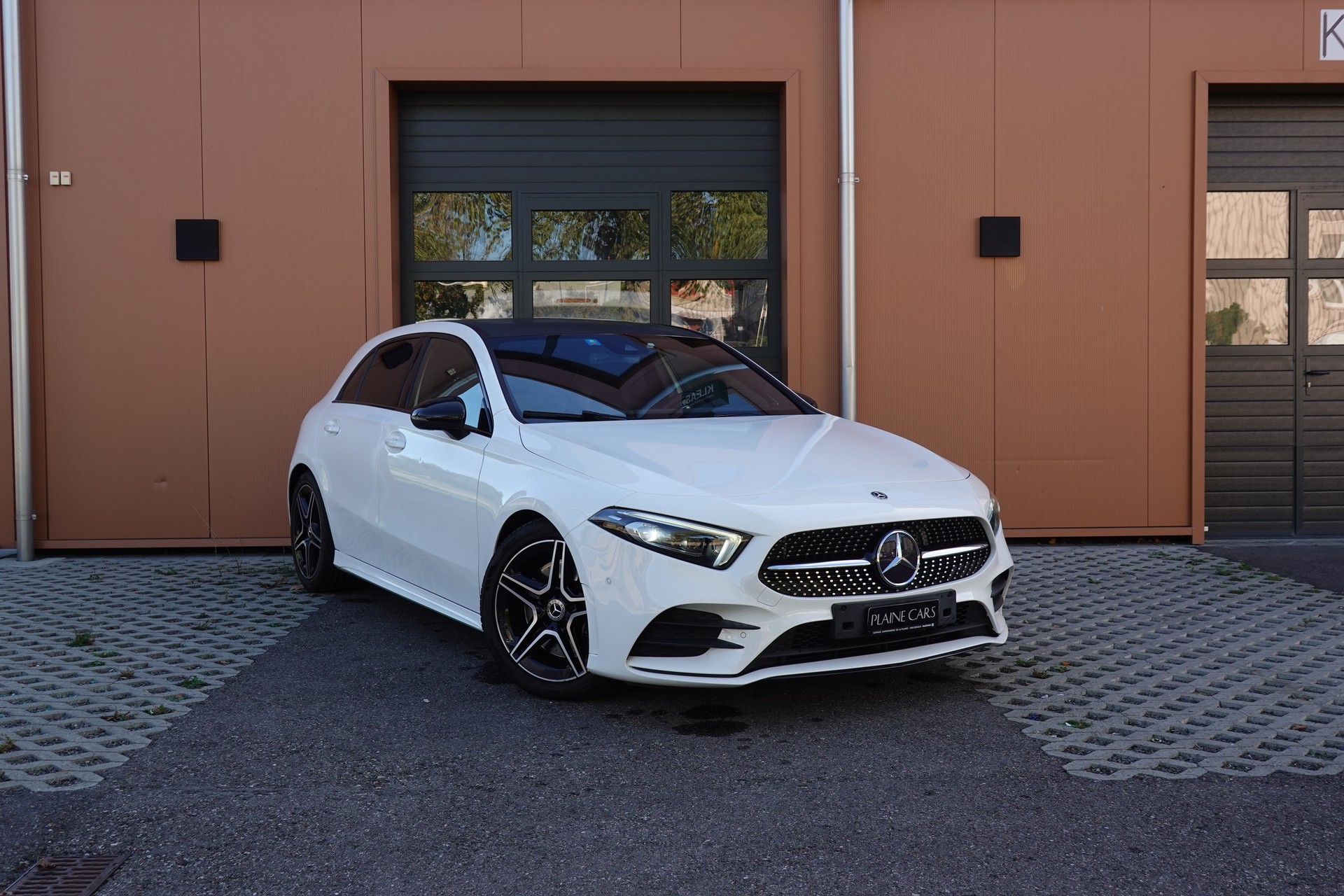 MERCEDES-BENZ A 250 AMG Line "* Pack AMG Line * Capteurs avant/arrière * Tempomat * Clim Auto * Sièges AMG * Jantes 18 *"-image-0