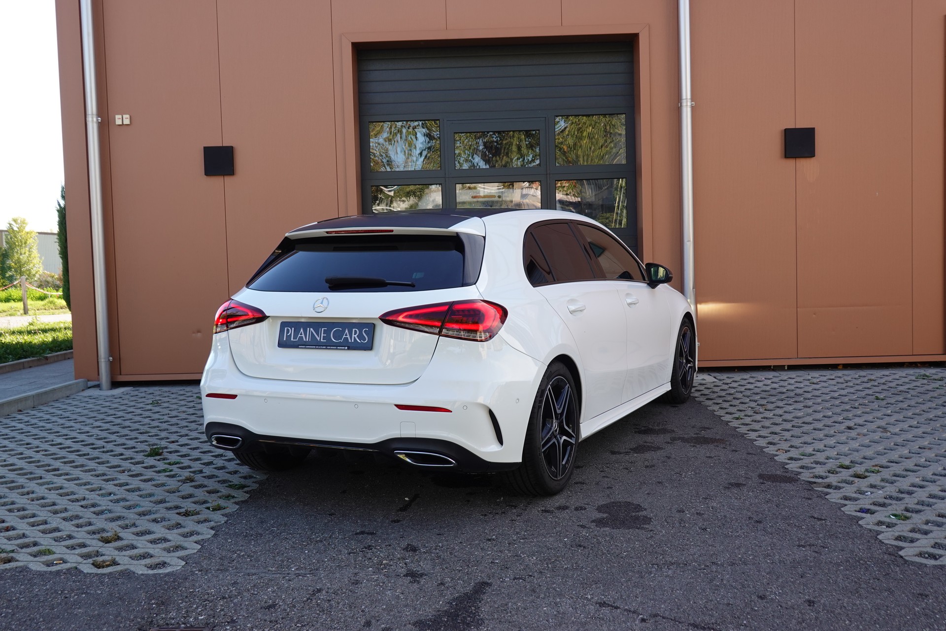 MERCEDES-BENZ A 250 AMG Line "* Pack AMG Line * Capteurs avant/arrière * Tempomat * Clim Auto * Sièges AMG * Jantes 18 *"-image-7