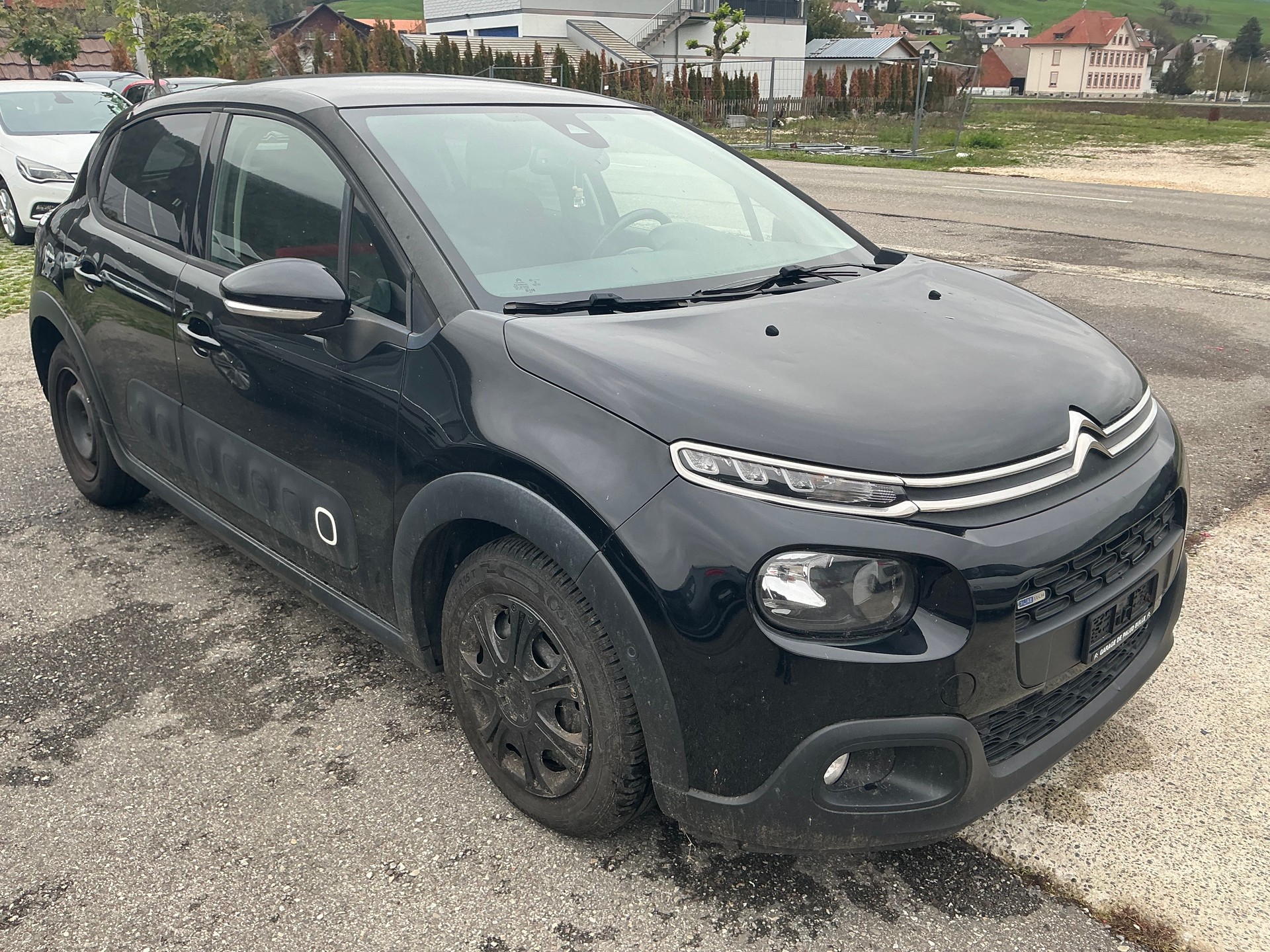 CITROEN C3 1.2i PureTech Feel EAT-image-1
