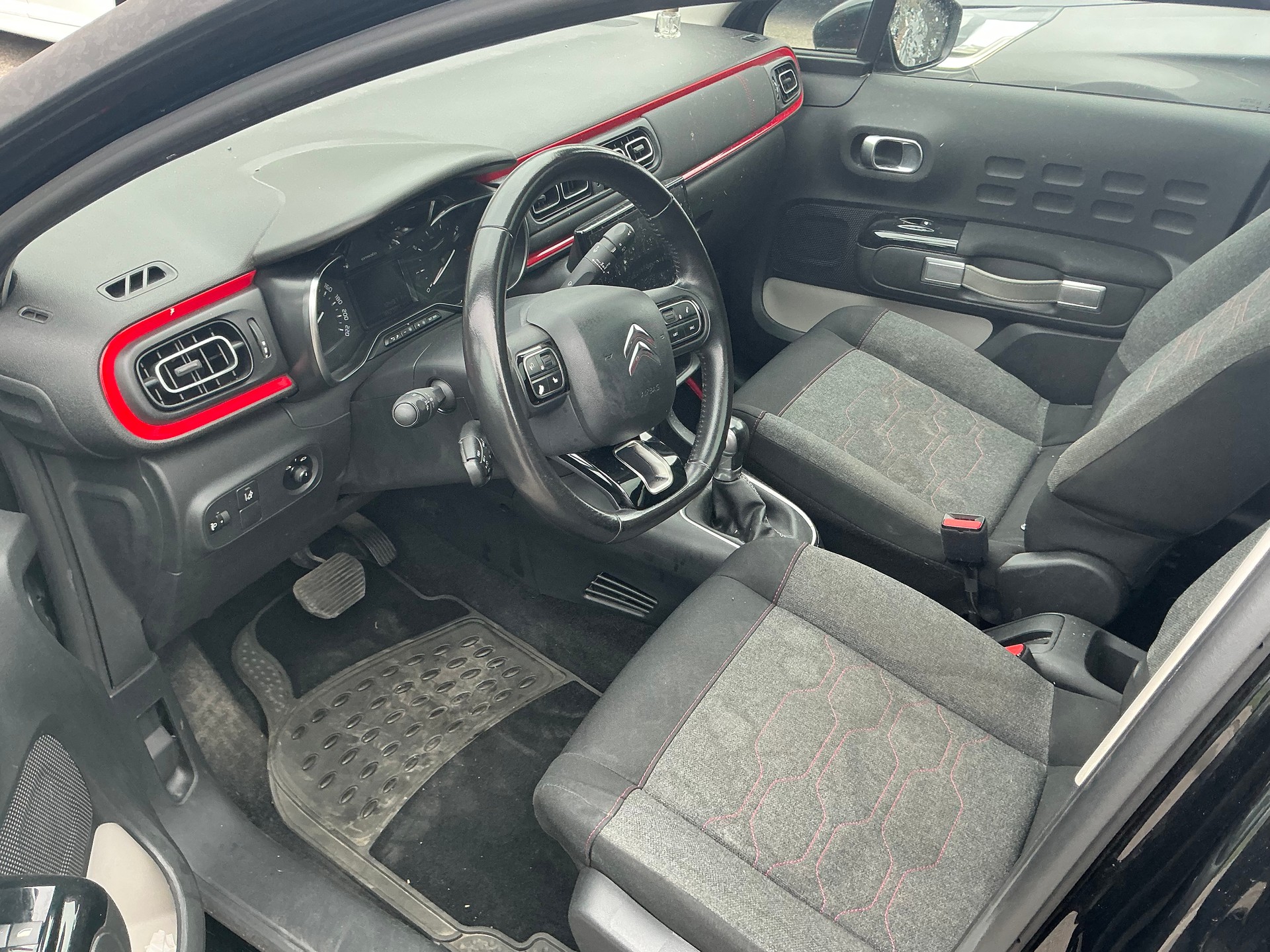 CITROEN C3 1.2i PureTech Feel EAT-image-10