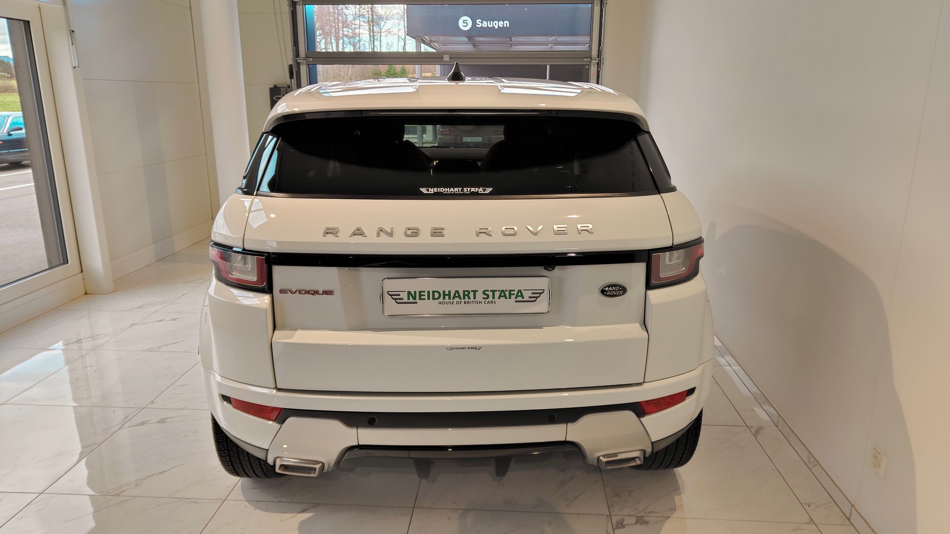 LAND ROVER Range Rover Evoque 2.0 Si4 SE Dynamic AT9-image-3