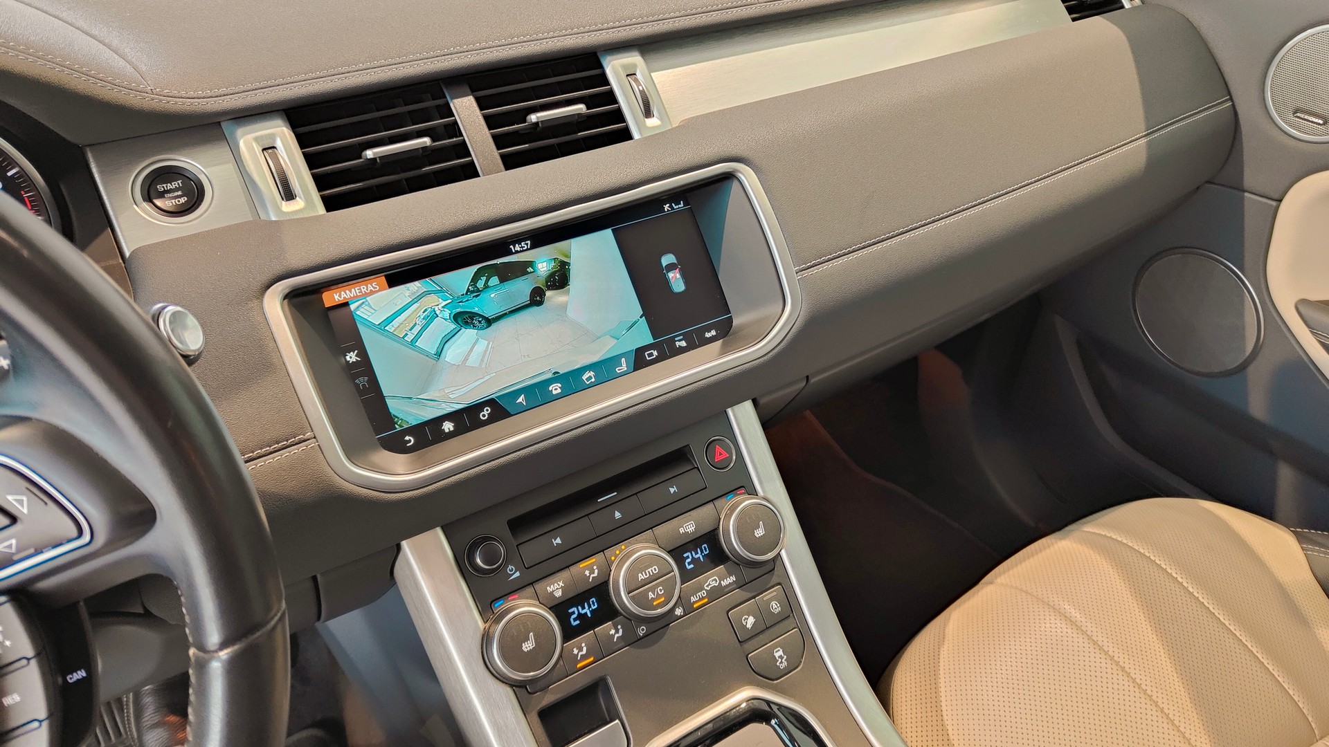 LAND ROVER Range Rover Evoque 2.0 Si4 SE Dynamic AT9-image-8